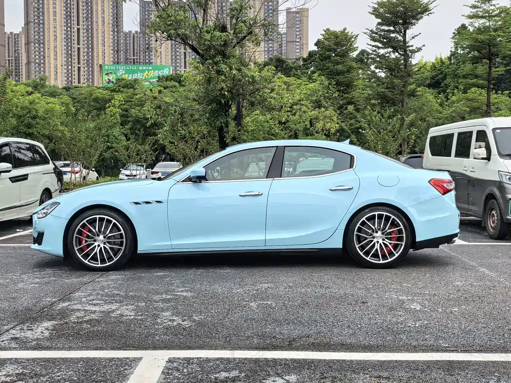 Maserati Ghibli 3.0T Standard Edition, фото 3