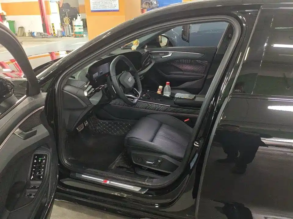 Audi A6L — миниатюра 7