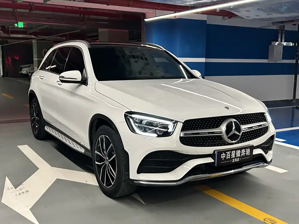 MERCEDES-BENZ GLC