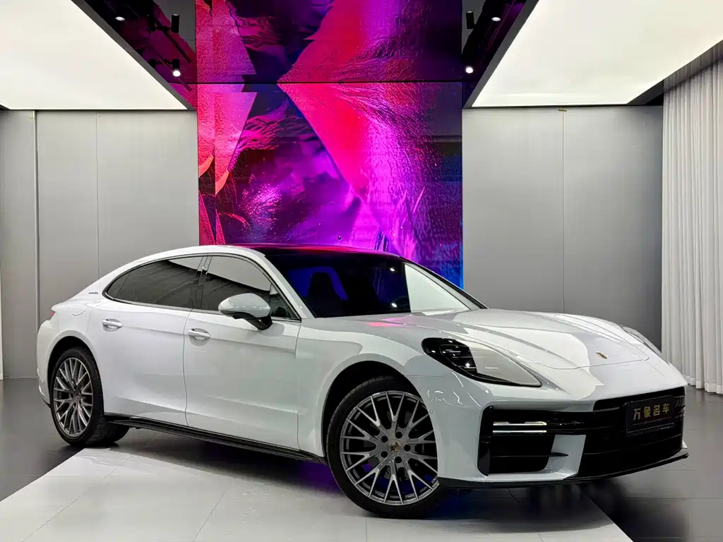 Porsche Panamera — миниатюра 7