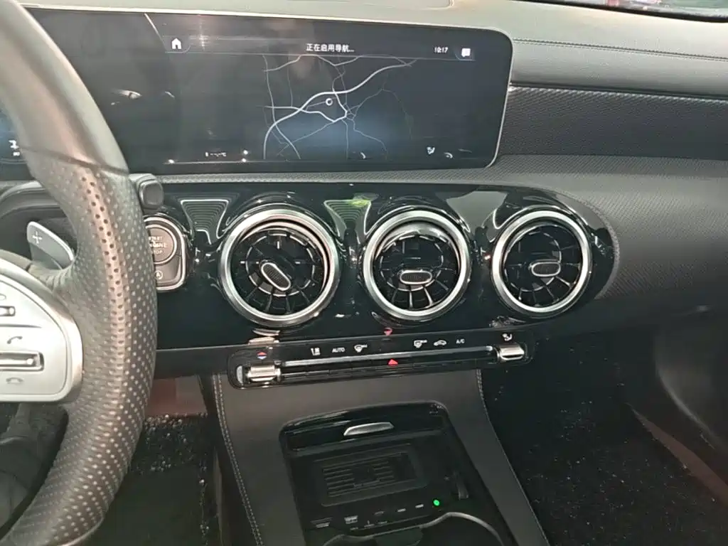 Mercedes-Benz A-Class — миниатюра 13