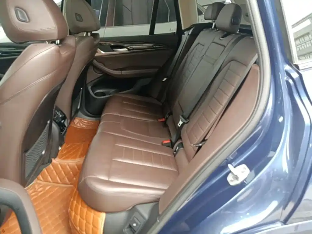 BMW X3 — миниатюра 17