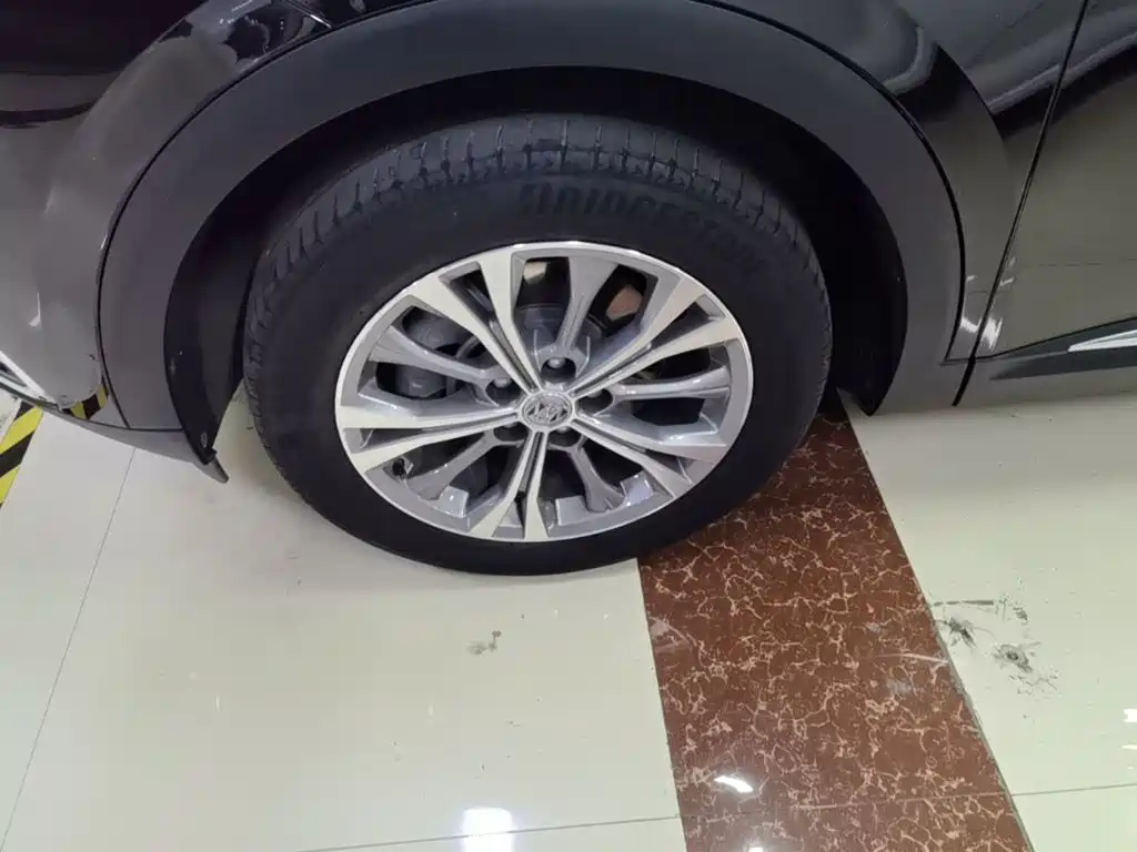 Buick Envision Plus — миниатюра 23