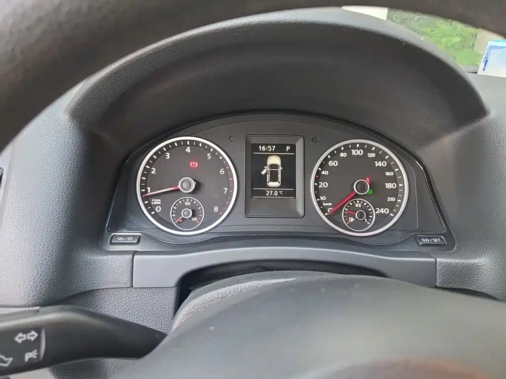 Volkswagen Tiguan — миниатюра 4