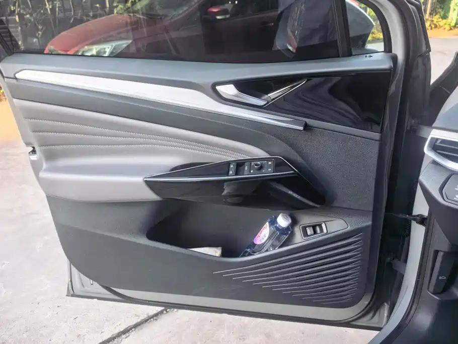 Volkswagen ID.4 Crozz — миниатюра 7