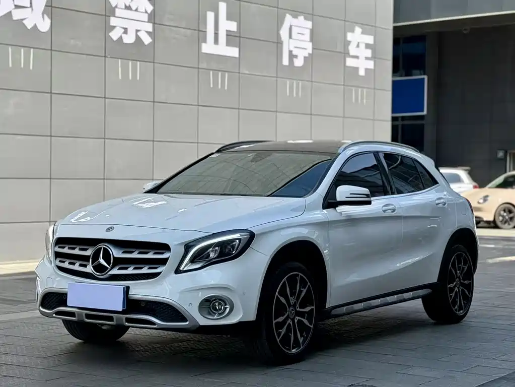 Mercedes-Benz GLA 2018