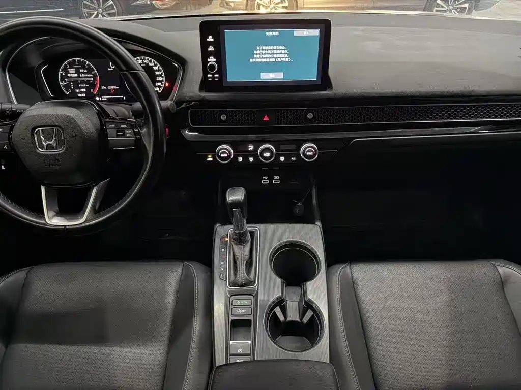 Honda Civic — миниатюра 12