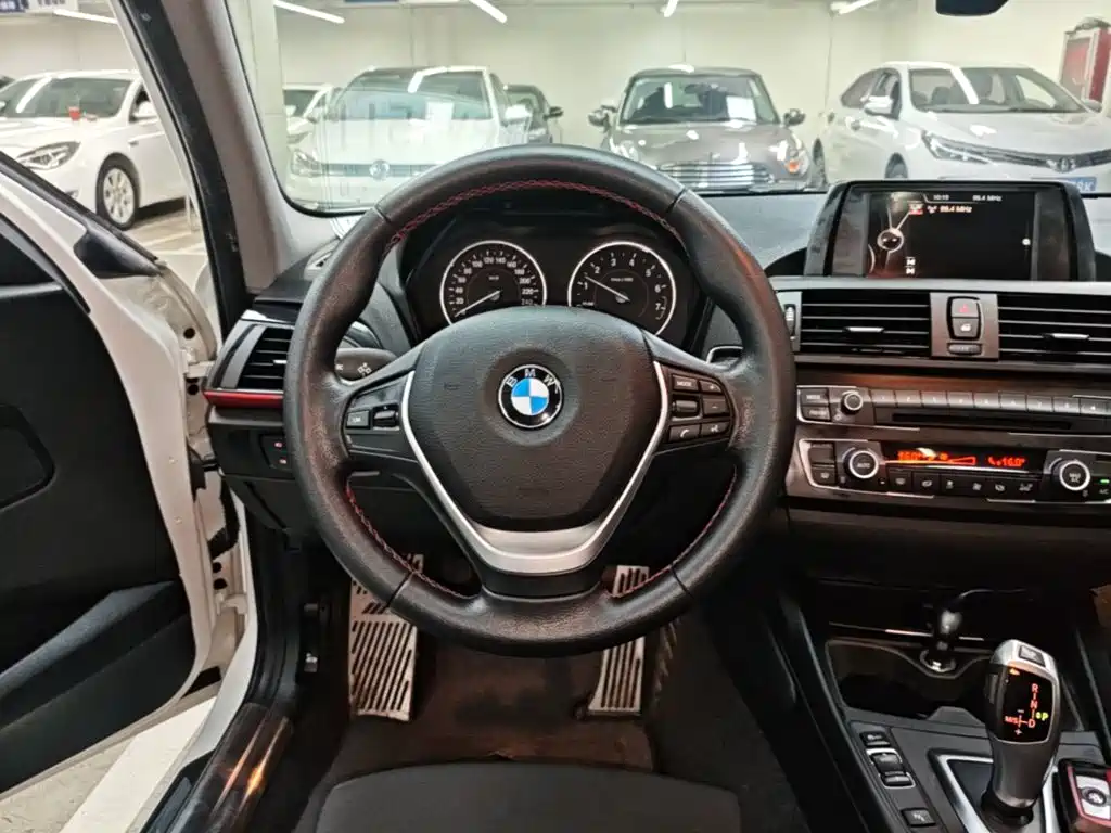 BMW 1 Series (Import) — миниатюра 11