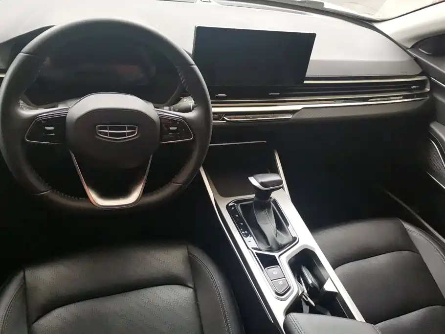 Geely Emgrand — миниатюра 12