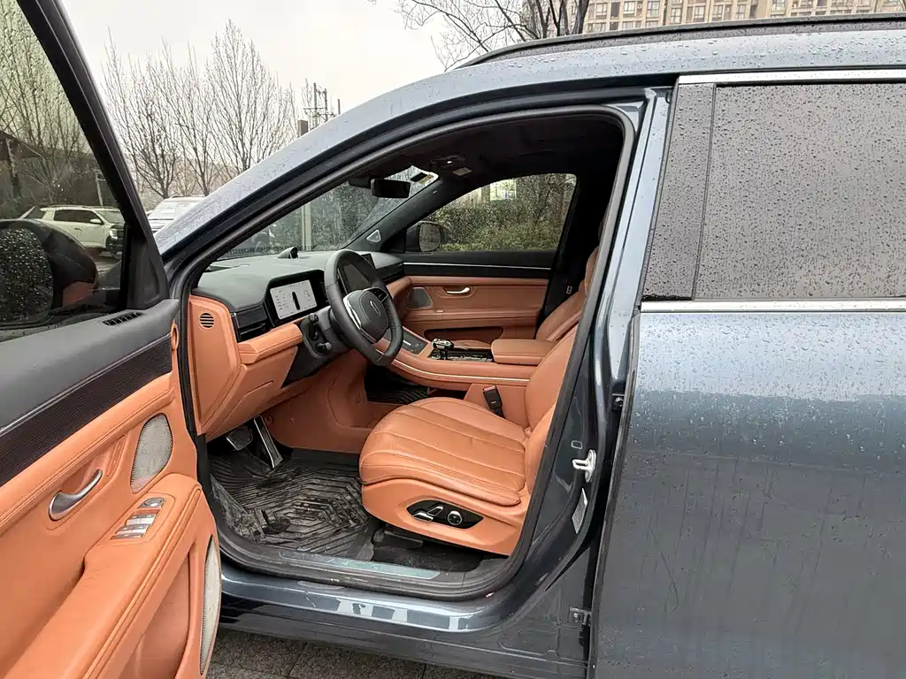 AITO ASK THE WORLD M7