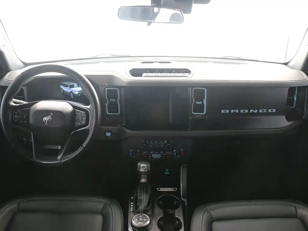 Ford Bronco — миниатюра 9