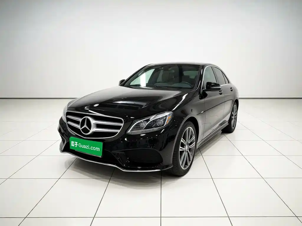 Mercedes-Benz E-Class — миниатюра 2
