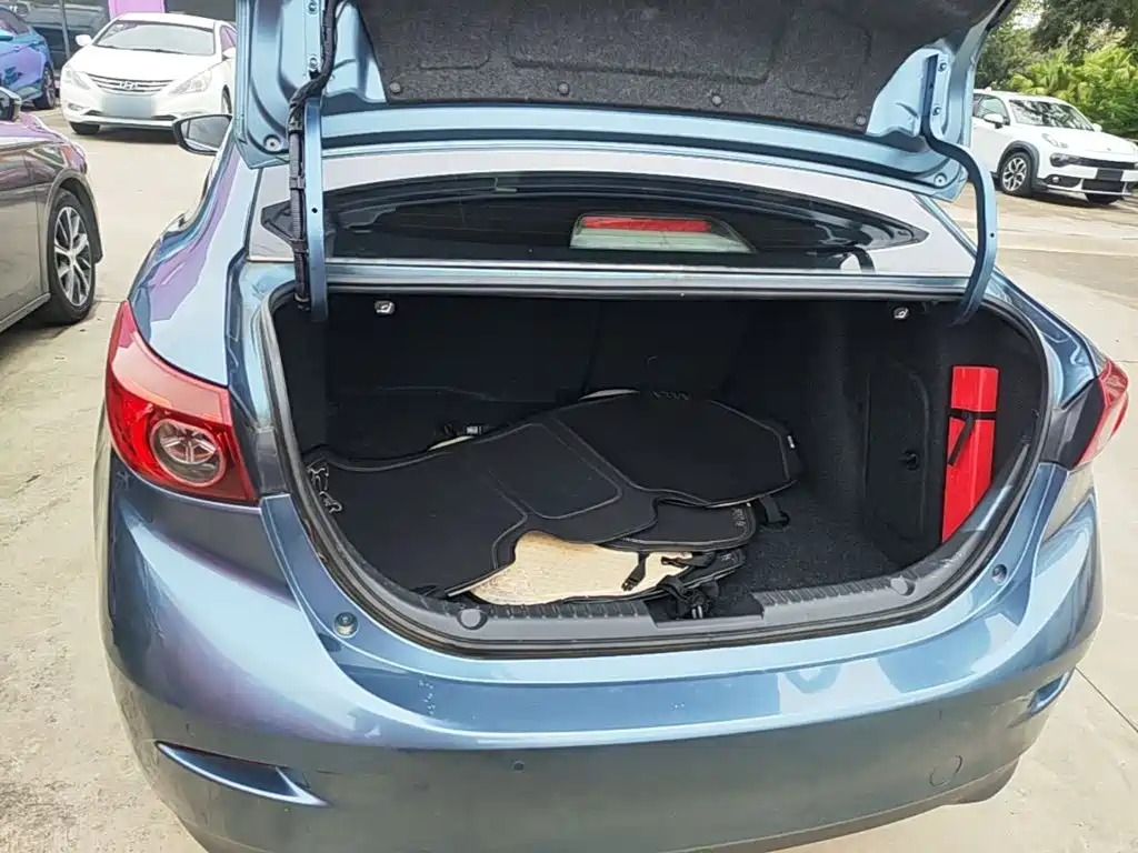 Mazda 3 Axela — миниатюра 19