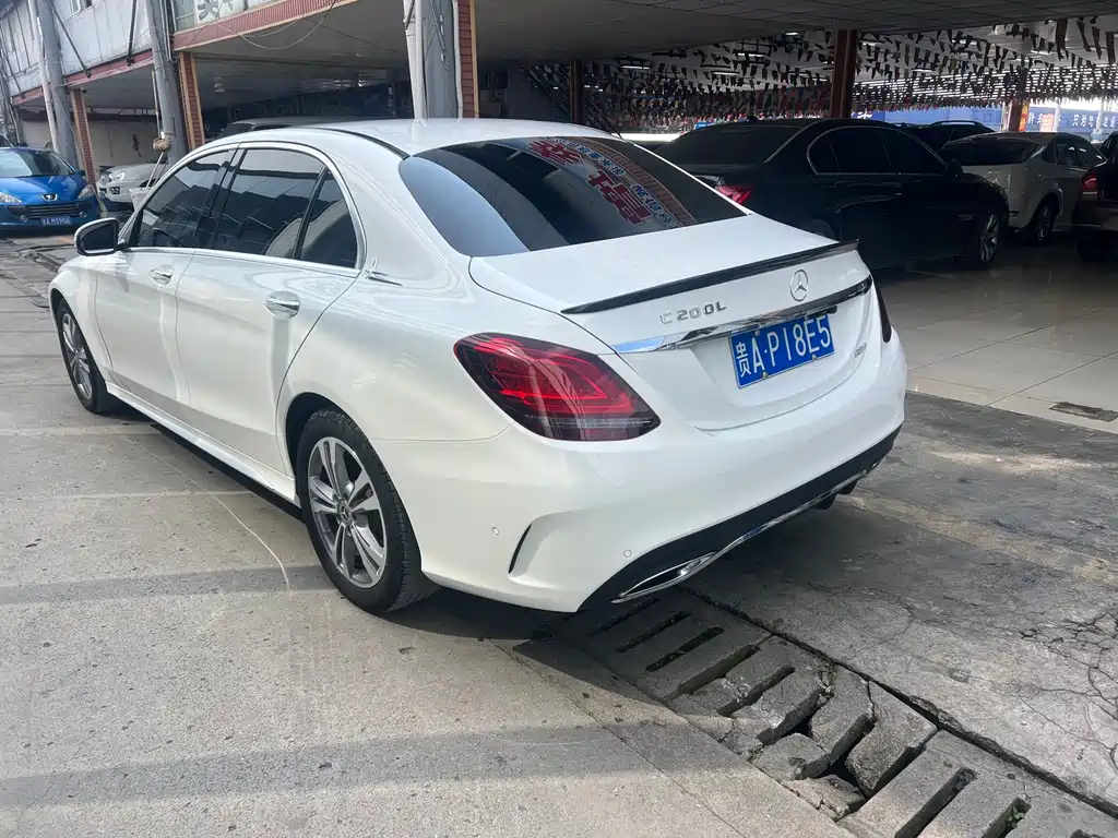 MERCEDES-BENZ C CLASS