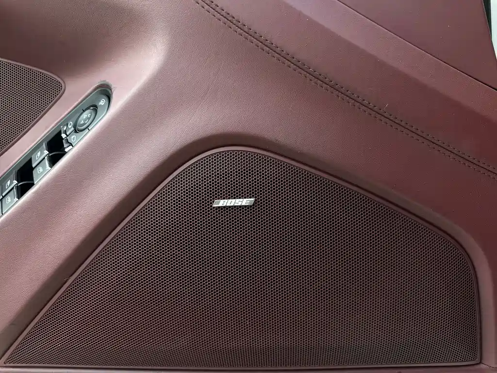 Porsche Panamera — миниатюра 12