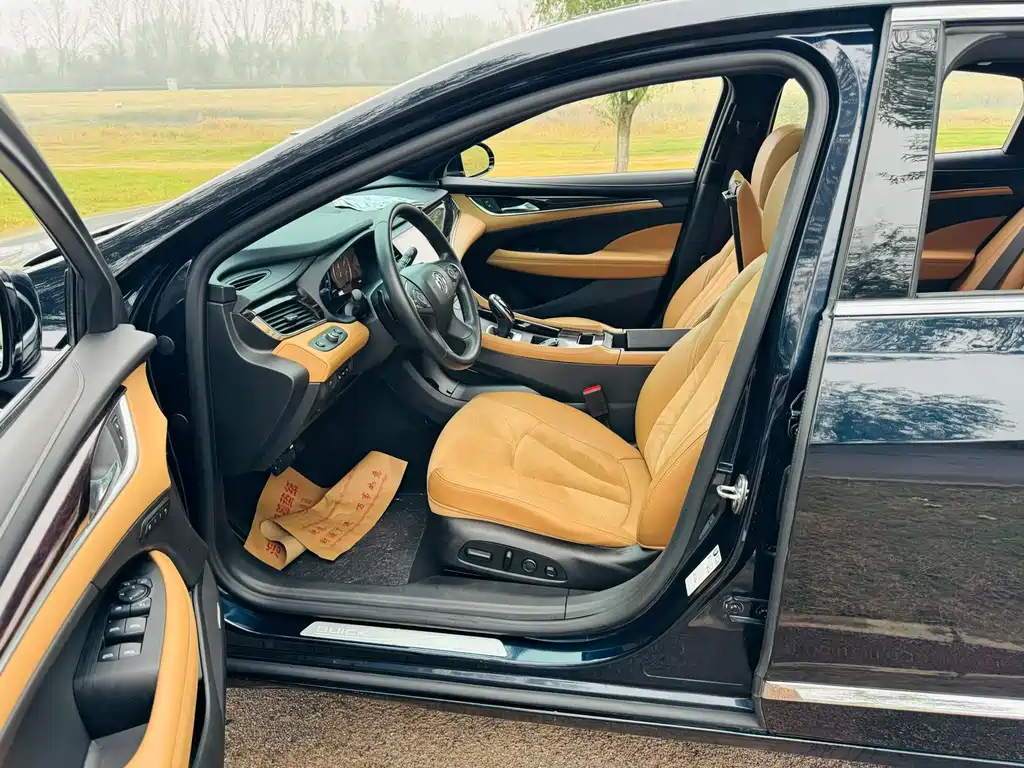 Buick LaCrosse — миниатюра 4