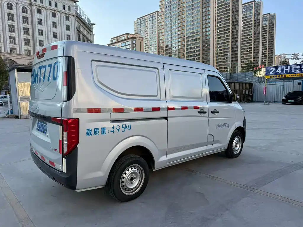 CHANGAN CROSS STAR V3