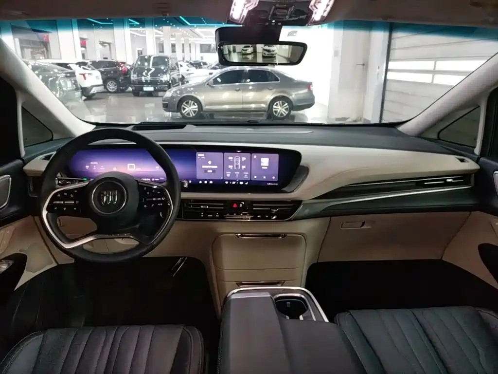 Buick Century 2023 2.0T мест