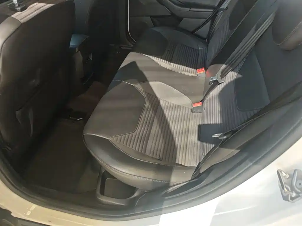 Ford Focus — миниатюра 17