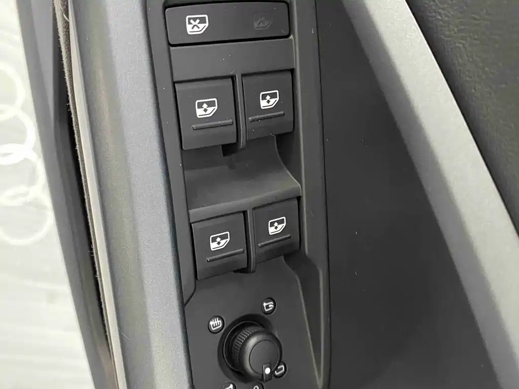 Audi Q3 Sportback — миниатюра 16