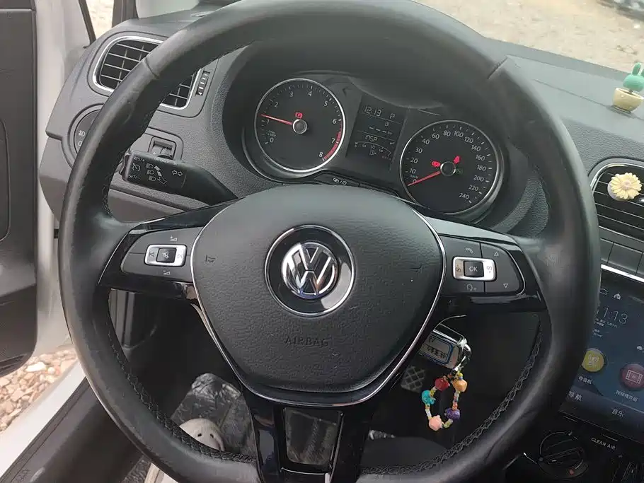 Volkswagen Polo — миниатюра 15