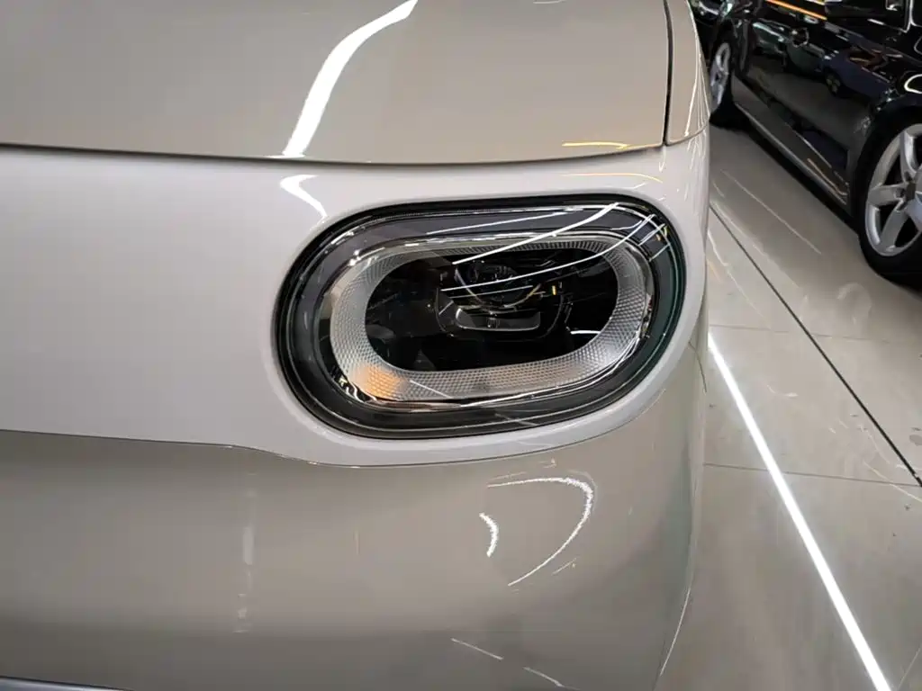 Wuling MINIEV — миниатюра 24