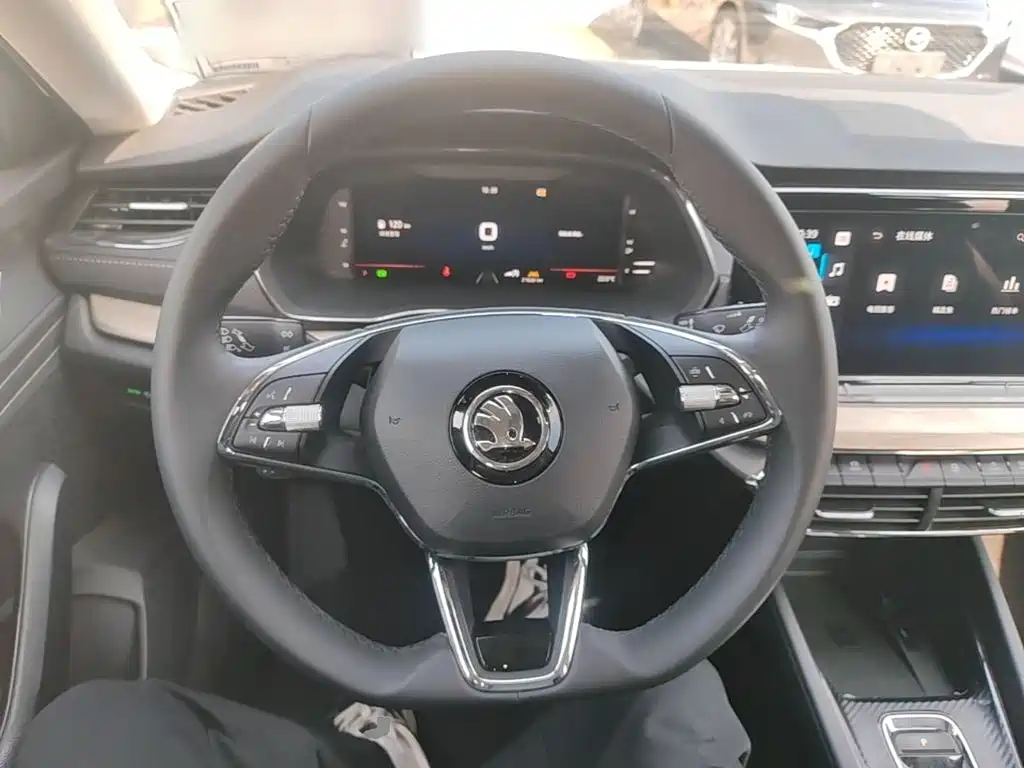 Skoda Octavia — миниатюра 11