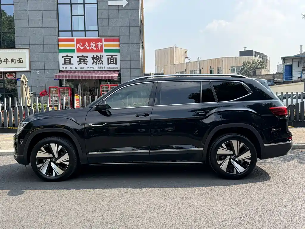 Volkswagen Teramont — миниатюра 3