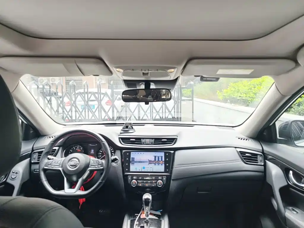 Nissan X-Trail — миниатюра 18