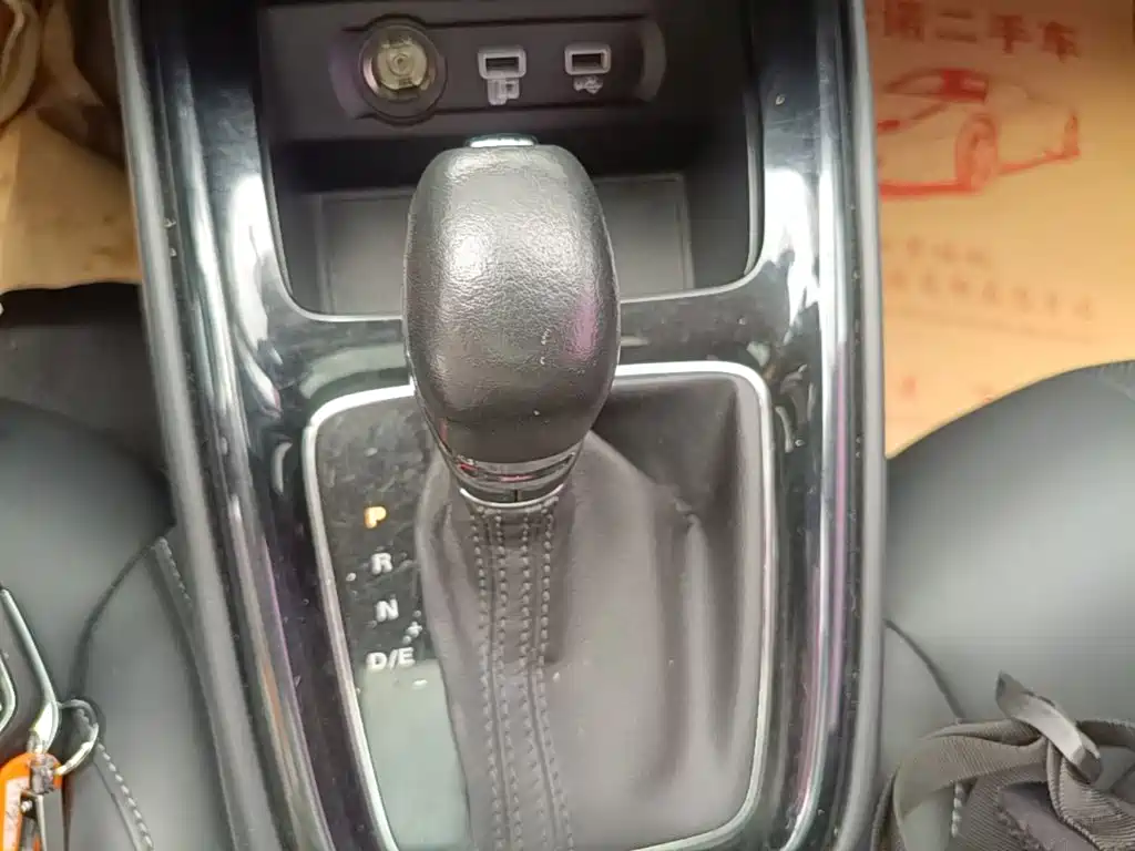 Roewe i5 — миниатюра 14