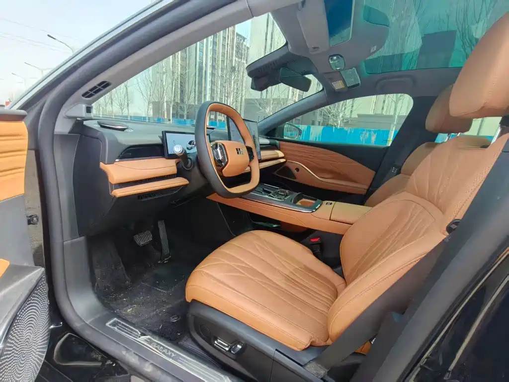 GEELY GALAXY GALAXY SPARKLE 8