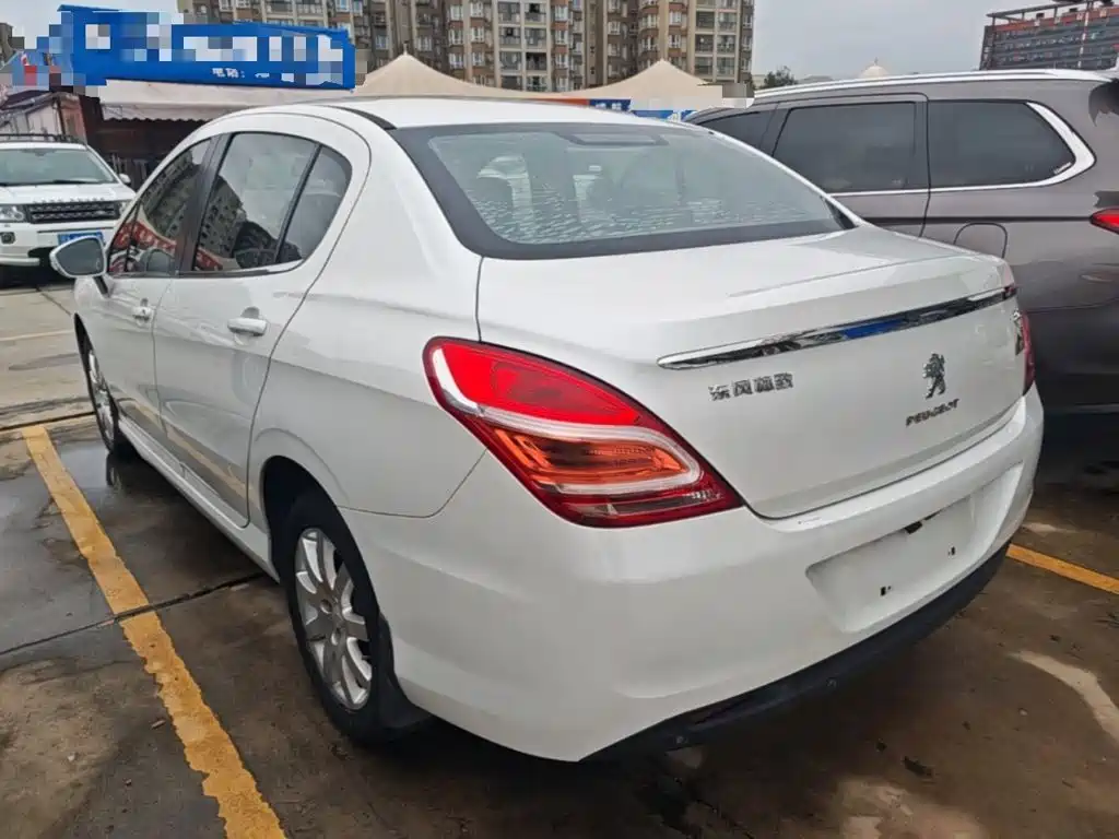 Peugeot 308 — миниатюра 5
