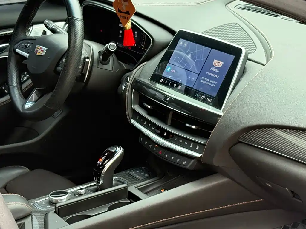 Cadillac CT5 — миниатюра 19