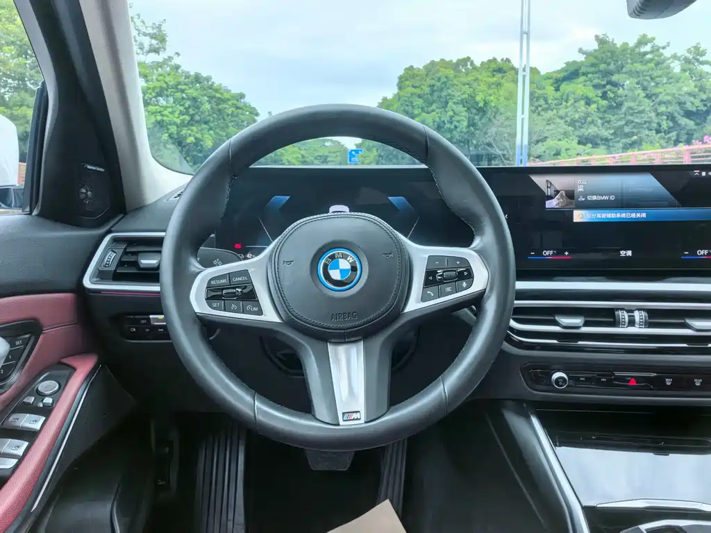 BMW i3 — миниатюра 8