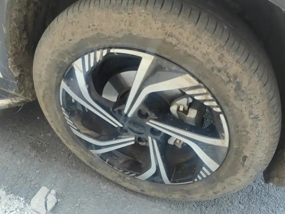 Geely Boyue — миниатюра 6