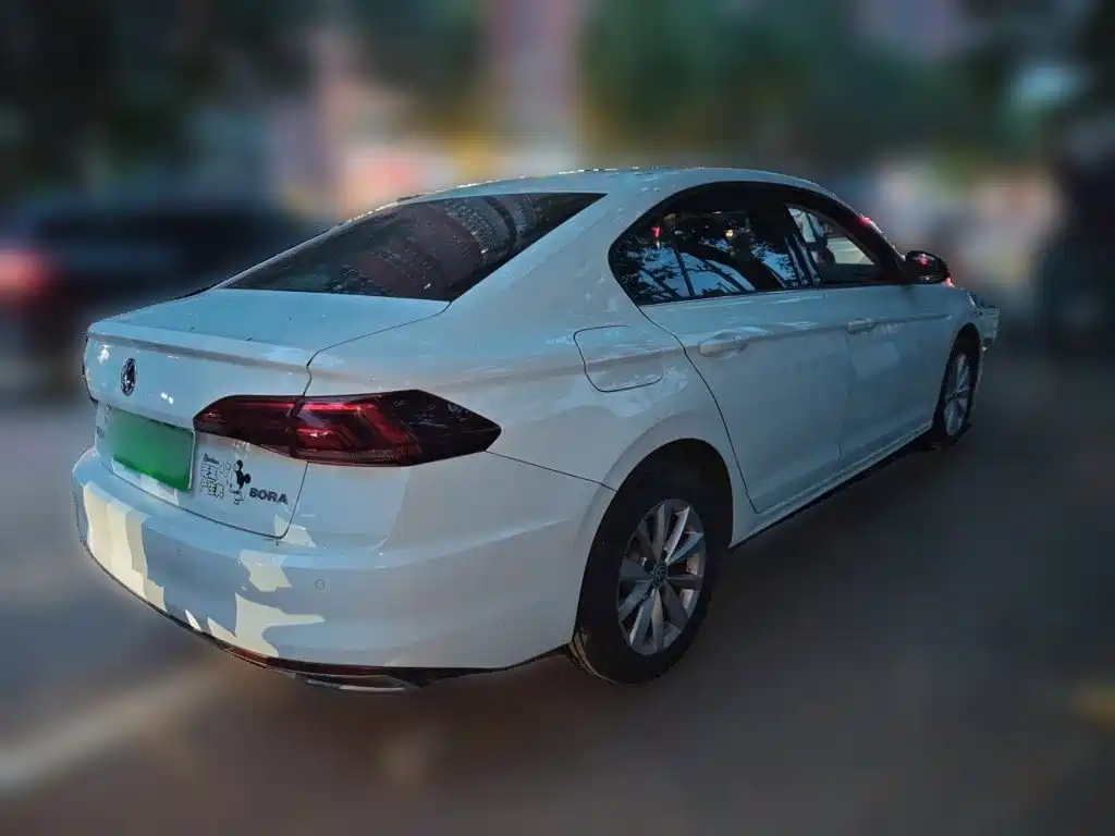 Volkswagen Bora — миниатюра 4
