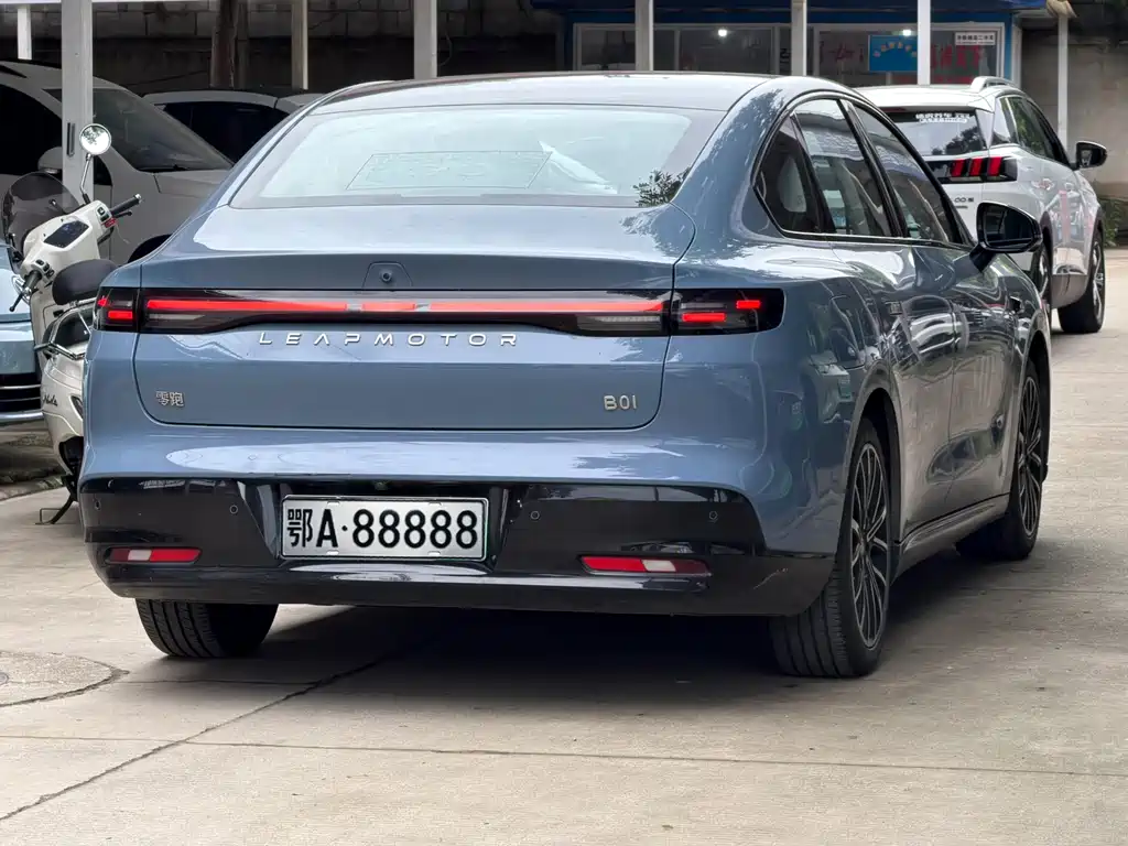 Leapmotor B01 2025 550