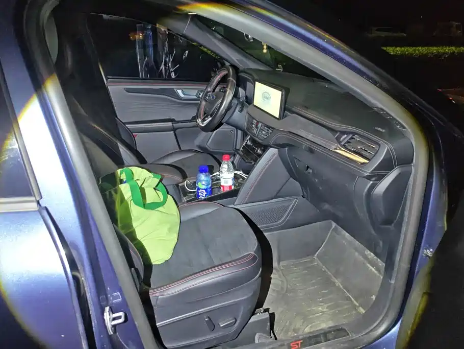 Ford Escape — миниатюра 8