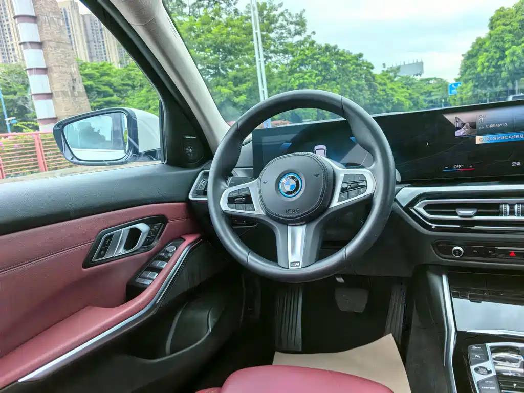 BMW i3 — миниатюра 7