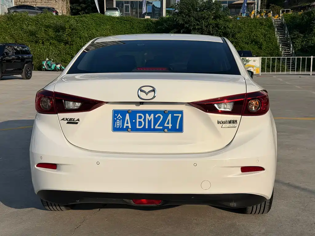 Mazda 3 Axela — миниатюра 8