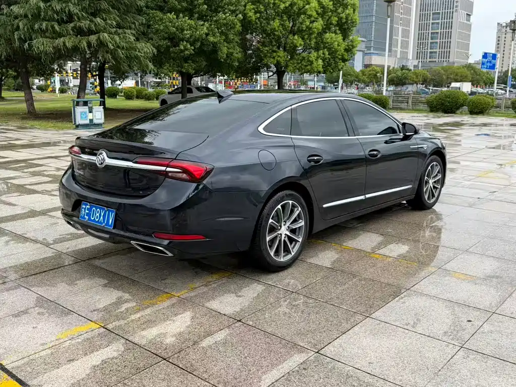 Buick LaCrosse — миниатюра 9