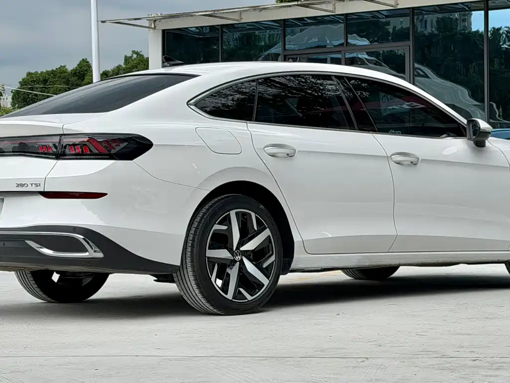 Volkswagen Lamando — миниатюра 6