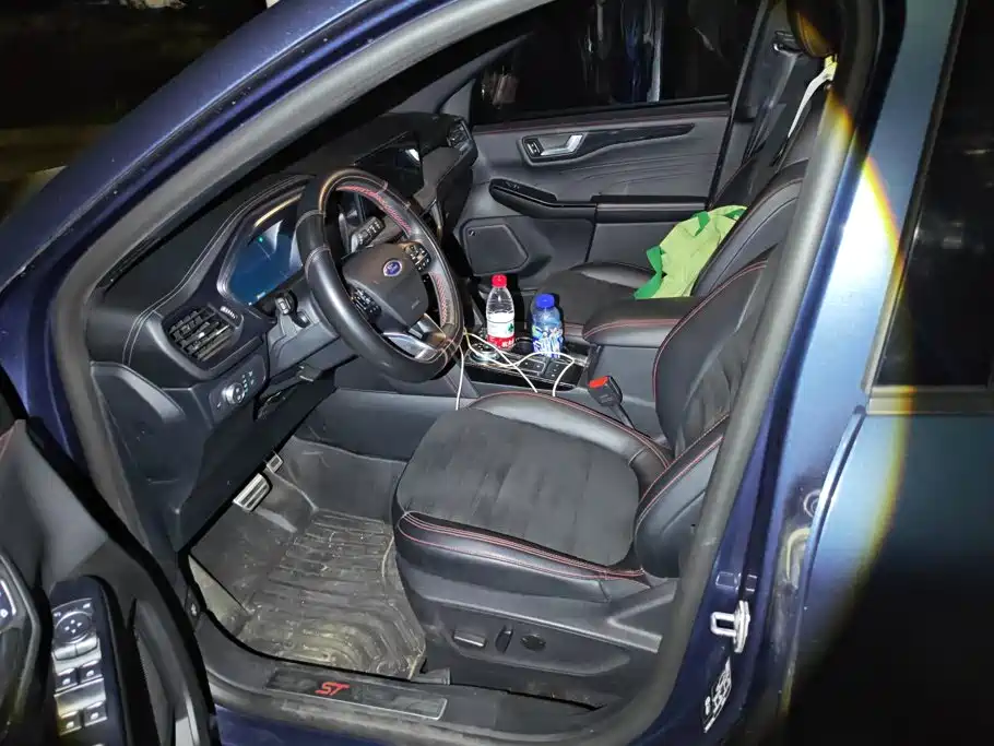 Ford Escape — миниатюра 9