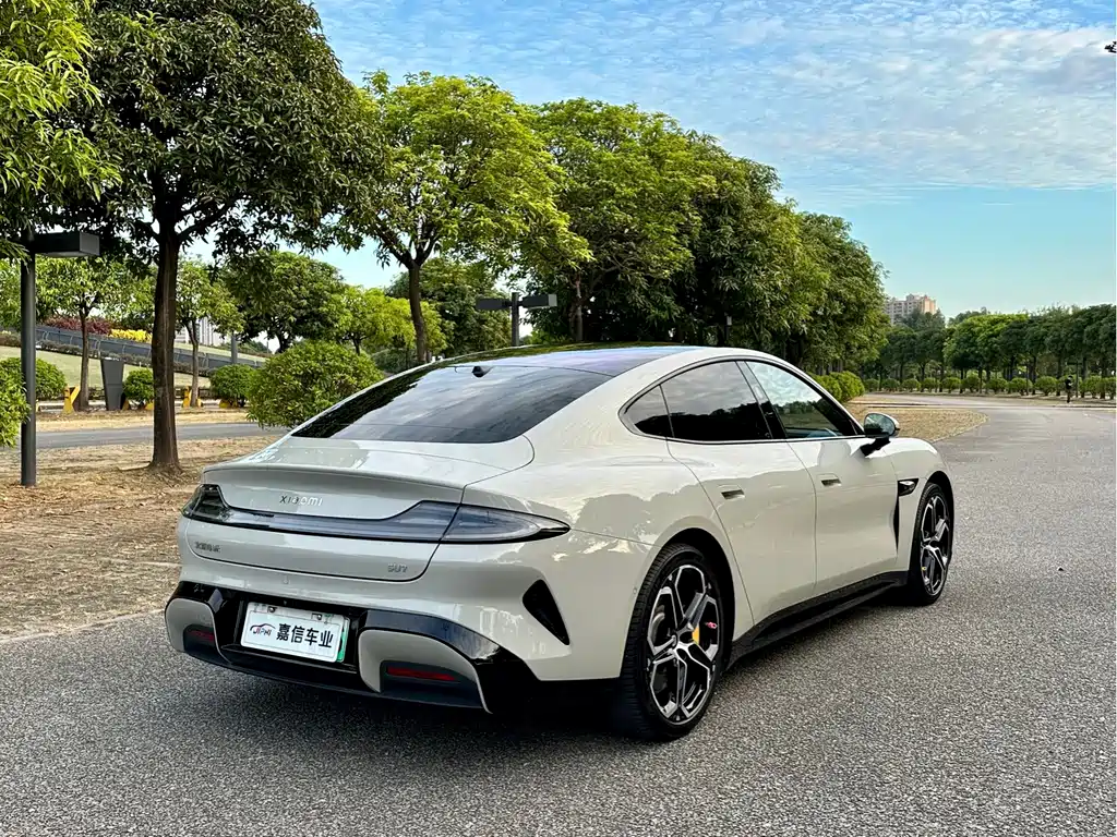 XIAOMI CAR XIAOMI SU7