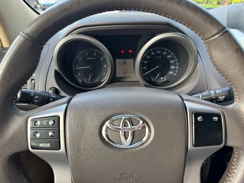 Toyota Prado (Import) — миниатюра 9