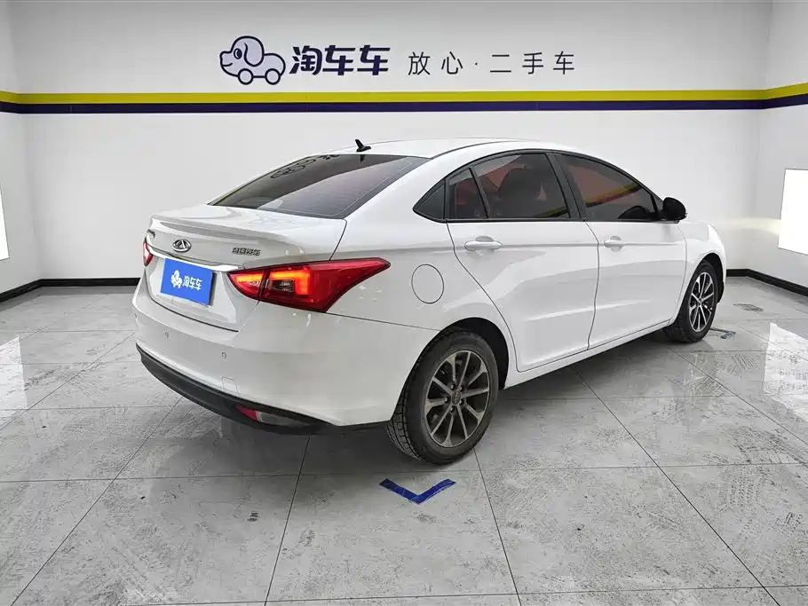 CHERY ARRIZO 5