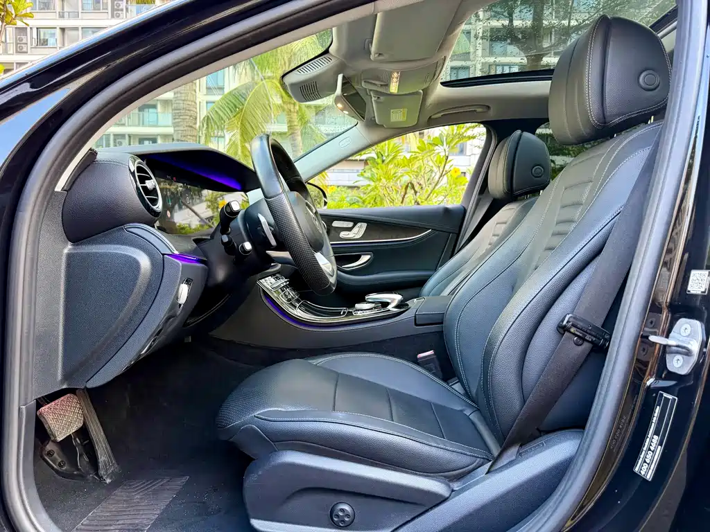 Mercedes-Benz E-Class — миниатюра 4