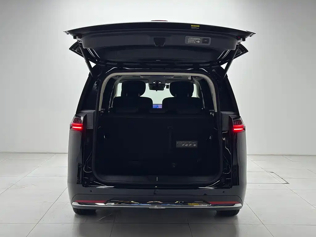 GAC Motor Trumpchi E8 PHEV — миниатюра 23