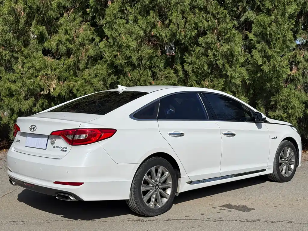 Hyundai Sonata — миниатюра 9