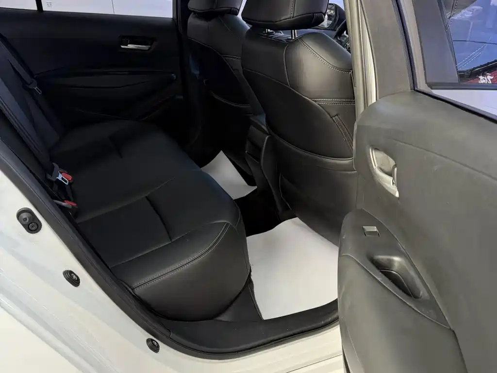Toyota Corolla — миниатюра 14